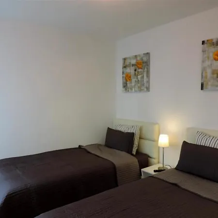 아파트 Gracioseros 1 - Two Bed *
